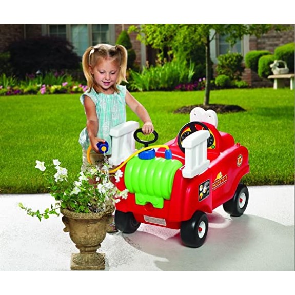 Little Tikes Spray & Rescue Fire Truck